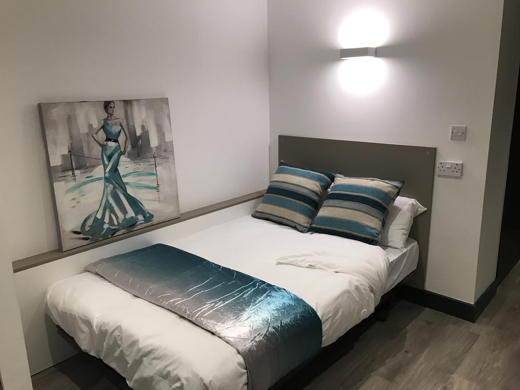 Citi Residences Serviced Rooms/ Apartments Luton  Buitenkant foto