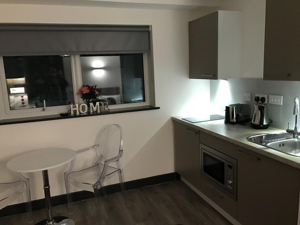 Citi Residences Serviced Rooms/ Apartments Luton  Buitenkant foto